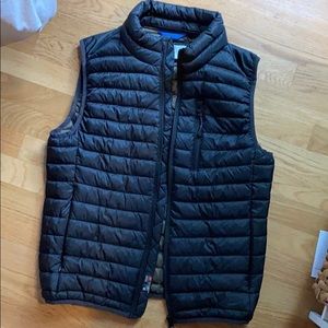 ESPRIT Thinsulate Black Vest with Green Interior